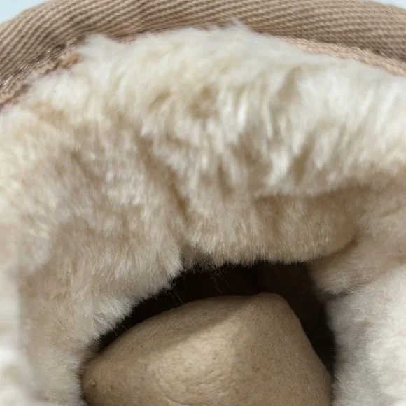 AZALEA WANG Gorgeous Blinged out UGG style boot size 8 NWOB - Picture 8 of 10